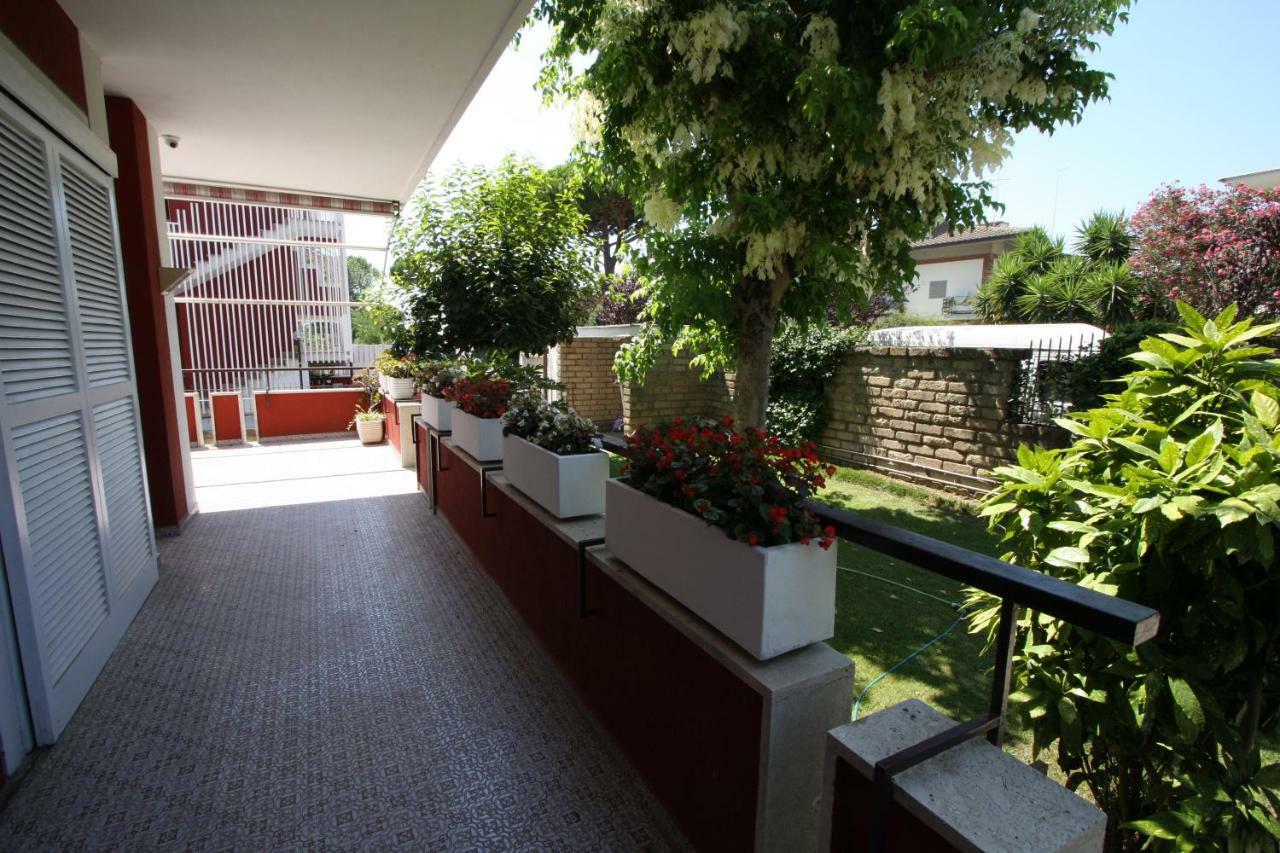 Villa Della Tartaruga Casal Palocco Exterior foto