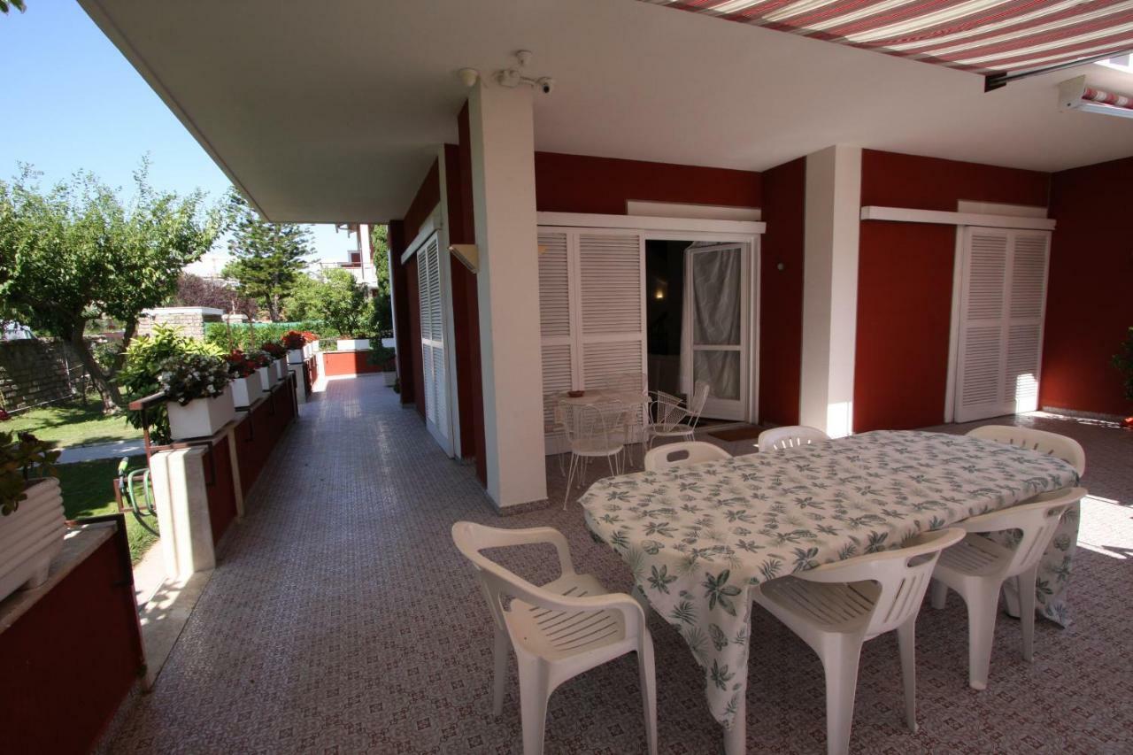 Villa Della Tartaruga Casal Palocco Exterior foto